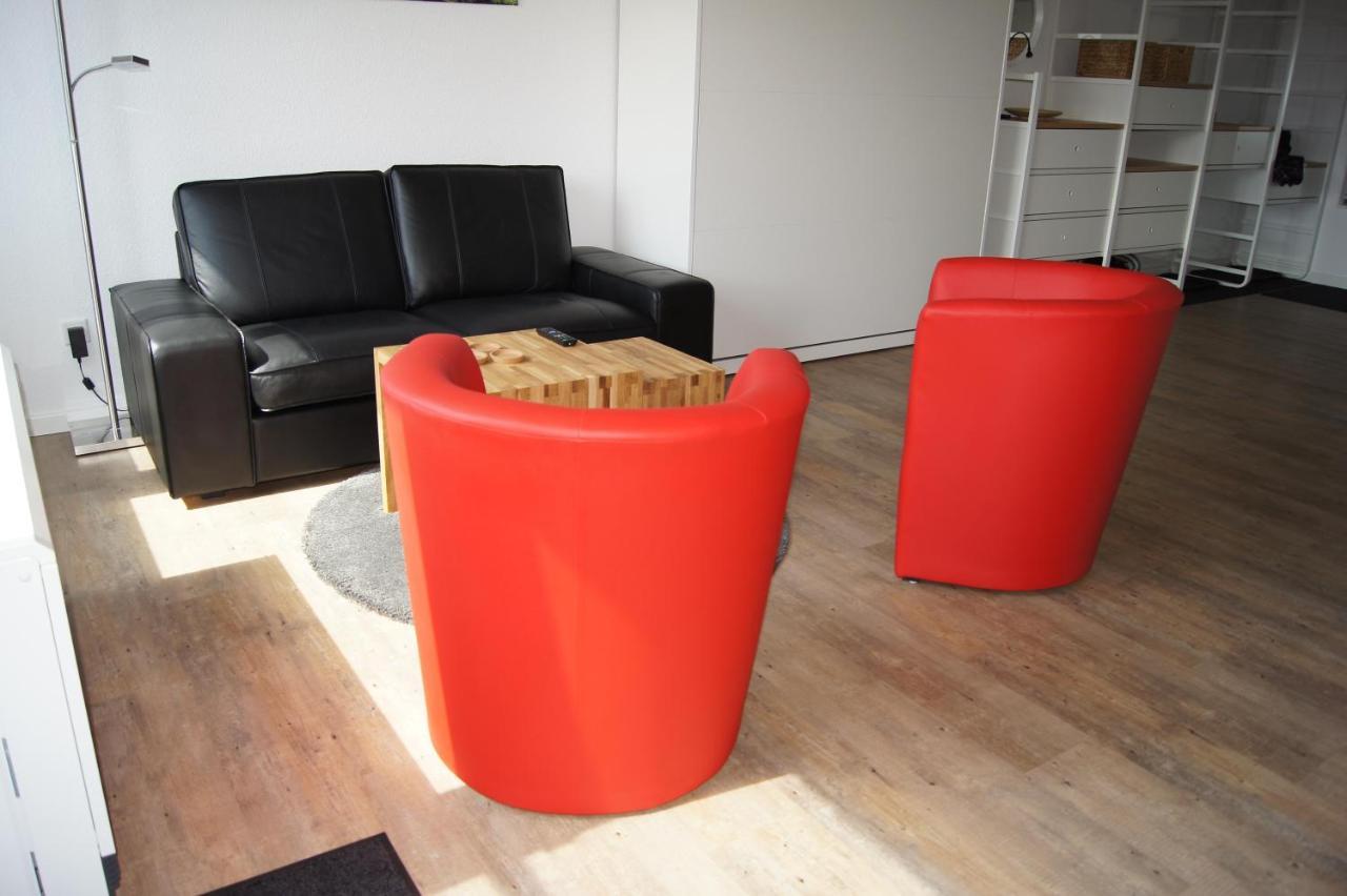 21087 Apartment